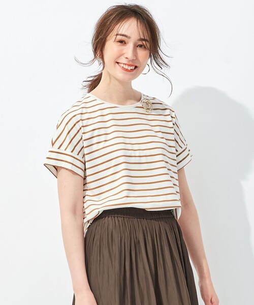 自由区(ジユウク)の「ボーダー タックデザインカットソー(Tシャツ/カットソー・レディース・アイボリー系2/ベージュ系2/ネイビー系1/黄土色系1・32)」の3枚目の写真