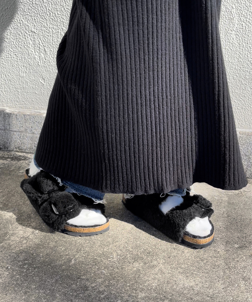 BIRKENSTOCK(ビルケンシュトック)の「≪一部店舗+WEB限定≫ 【BIRKENSTOCK】ARIZONA BIG BUCKLE TEDDY RIV/ サンダル(サンダル・レディース・ホワイト/ブラック・36/37/38/39)」の6枚目の写真