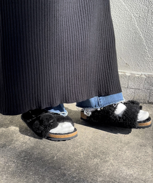 BIRKENSTOCK(ビルケンシュトック)の「≪一部店舗+WEB限定≫ 【BIRKENSTOCK】ARIZONA BIG BUCKLE TEDDY RIV/ サンダル(サンダル・レディース・ホワイト/ブラック・36/37/38/39)」の7枚目の写真