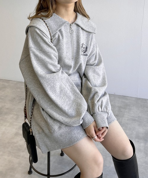 w closet（ダブルクローゼット）の「ハーフジップエンブレム刺繍プル