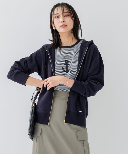 23区(ニジュウサンク)の「【洗える】オーガニックコットンテリー ジップアップ フーディー(パーカー・レディース・ネイビー系/ホワイト系/ライトグレー系・38)」の3枚目の写真