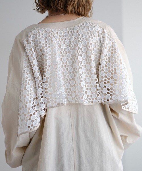 DISCOAT（ディスコート）の「バックフリルレースナイロンコート（ノーカラーコート・レディース・アイボリー・FREE）」の13枚目の写真