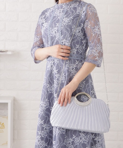Lace Ladies(レースレディース)の「メタルハンドルサテンプリーツラウンドバッグ(クラッチバッグ・レディース・ブラック/シルバー/ベージュ・FREE)」の7枚目の写真