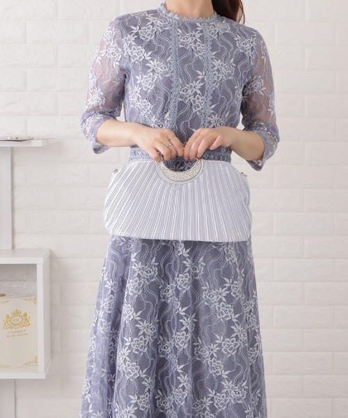Lace Ladies(レースレディース)の「メタルハンドルサテンプリーツラウンドバッグ(クラッチバッグ・レディース・ブラック/シルバー/ベージュ・FREE)」の12枚目の写真
