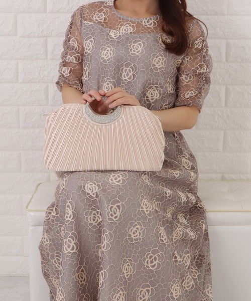 Lace Ladies(レースレディース)の「メタルハンドルサテンプリーツラウンドバッグ(クラッチバッグ・レディース・ブラック/シルバー/ベージュ・FREE)」の15枚目の写真