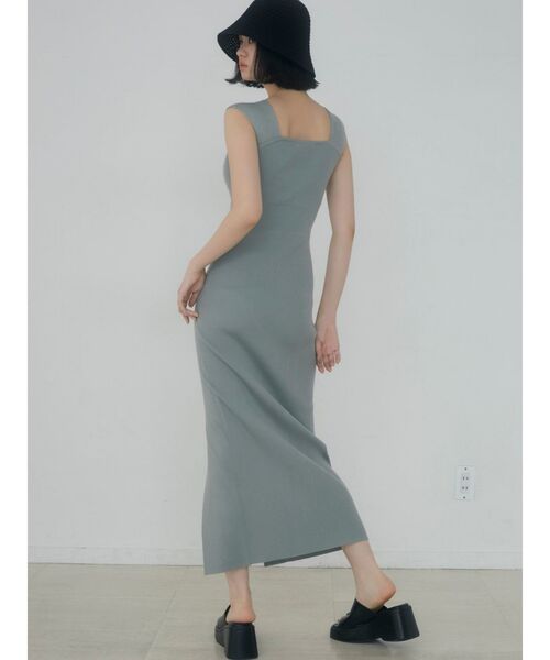 EMODA（エモダ）の「ワイドストラップリブスリットワンピース（ワンピース・レディース・ブラック/ベージュ/グレー・FREE）」の8枚目の写真