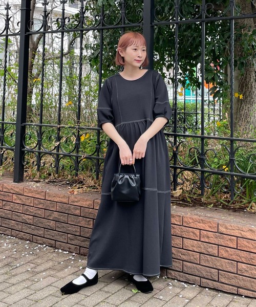 GeeRA(ジーラ)の「前後2WAYランタンスリーブワンピース(ワンピース・レディース・パープル/グレー/ブラック/ブラウン・LARGE/X-LARGE/MEDIUM)」の9枚目の写真