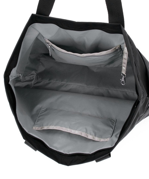 LeSportsac(レスポートサック)の「CARLIN ZIP TOP TOTE BAG 【日本限定】リサイクルドブラックJP(トートバッグ・レディース・ブラック・FREE)」の6枚目の写真
