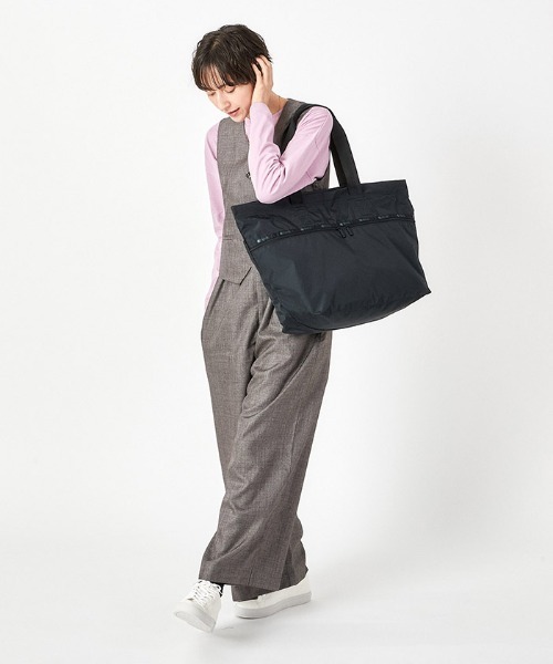 ブラックトートバッグ CARLIN ZIP TOP TOTE BAG リサイクルドブラックJP（トートバッグ