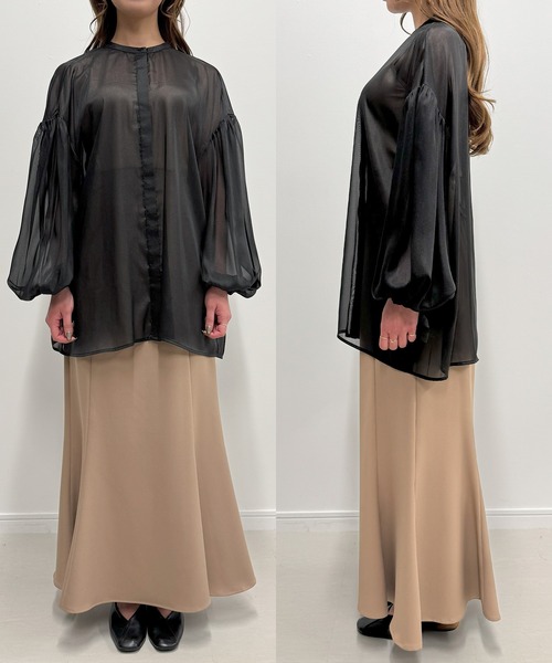 Louere（ルエレ）の「パフスリーブシアーノーカラーシャツ