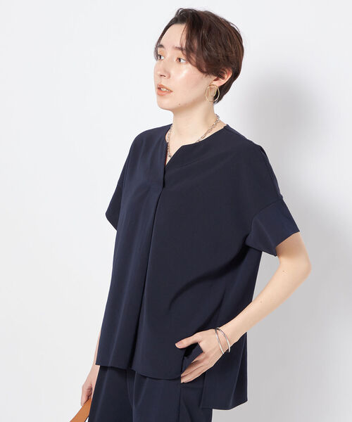 NOLLEY’S(ノーリーズ)の「ソリビア/ツイルキーネックブラウス(シャツ/ブラウス・レディース・ネイビー/ホワイト/ブラック・36/38)」の10枚目の写真