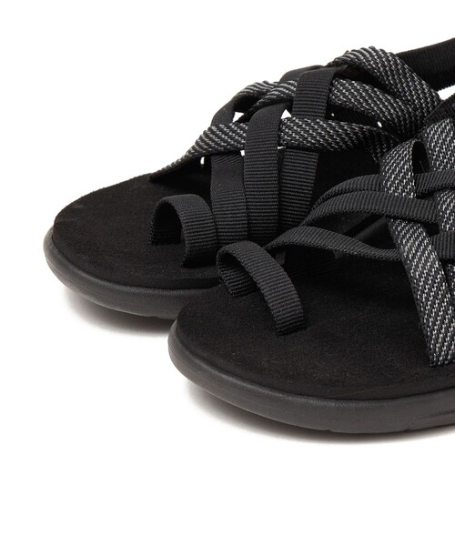 Teva（テバ）の「TEVA: VOYA STRAPPY ストラップ サンダル 25SS（サンダル・レディース・ホワイト/ブラック・23/24/25）」の7枚目の写真