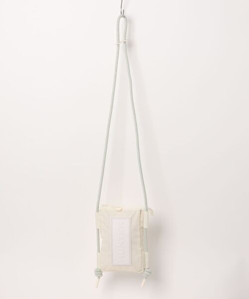 HUNTER(ハンター)の「《HUNTER》travel ripstop phone pouch(ボディバッグ/ウエストポーチ・メンズ・ブラック/ホワイト/ブラック×ブラック/ホワイト×レッド/グリーン系その他/レッド系その他/ホワイト系その他/ブルー系その他/シルバー/グリーン系その他2・フリー)」の3枚目の写真