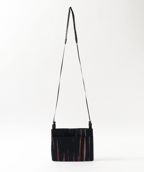 URU（ウル）の「【URU / ウル】SHOULDER POUCH（ショルダーバッグ・メンズ・ブラック・FREE）」の4枚目の写真