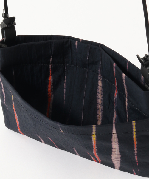 URU（ウル）の「【URU / ウル】SHOULDER POUCH（ショルダーバッグ・メンズ・ブラック・FREE）」の2枚目の写真