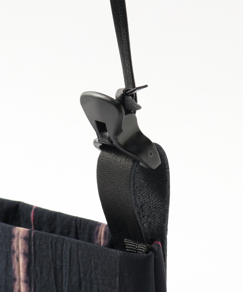 URU（ウル）の「【URU / ウル】SHOULDER POUCH（ショルダーバッグ・メンズ・ブラック・FREE）」の13枚目の写真