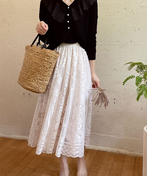 c.u.l（シーユーエル）の「花柄レースデザイン ロングスカート culw446（スカート・レディース・ブラック/アイボリー・FREE）」の7枚目の写真