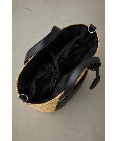 AZUL by moussy(アズールバイマウジー)の「FRONT POCKET BUCKET TOTE BAG/フロントポケットバケットトートバッグ(ショルダーバッグ・レディース・ブラック/キャメル・FREE)」の13枚目の写真