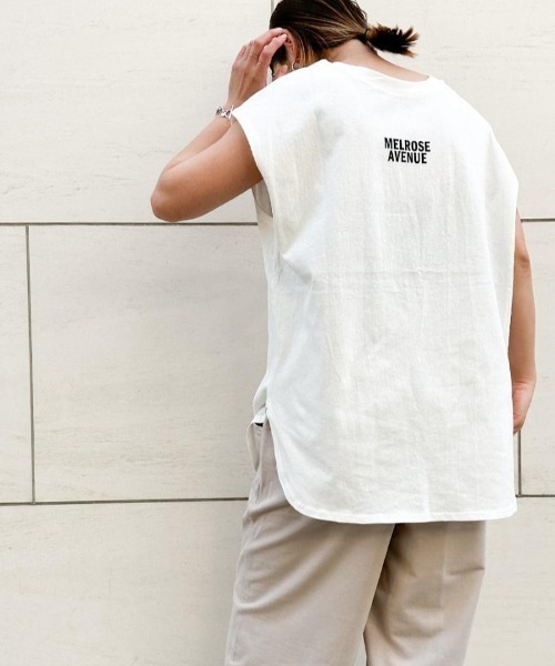 CHIGNON（シニヨン）の「CHIGNON フォトフレンチスリーブTシャツ（Tシャツ/カットソー・レディース・ライトカーキ/ホワイト/チャコールグレー・FREE）」の5枚目の写真