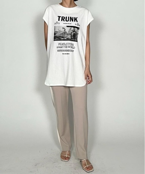 CHIGNON（シニヨン）の「CHIGNON フォトフレンチスリーブTシャツ（Tシャツ/カットソー・レディース・ライトカーキ/ホワイト/チャコールグレー・FREE）」の10枚目の写真