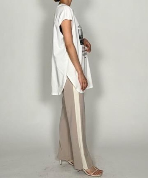 CHIGNON（シニヨン）の「CHIGNON フォトフレンチスリーブTシャツ（Tシャツ/カットソー・レディース・ライトカーキ/ホワイト/チャコールグレー・FREE）」の11枚目の写真