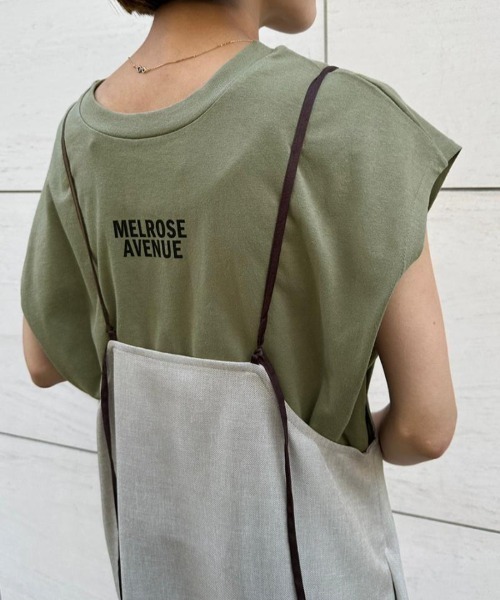 CHIGNON（シニヨン）の「CHIGNON フォトフレンチスリーブTシャツ（Tシャツ/カットソー・レディース・ライトカーキ/ホワイト/チャコールグレー・FREE）」の9枚目の写真