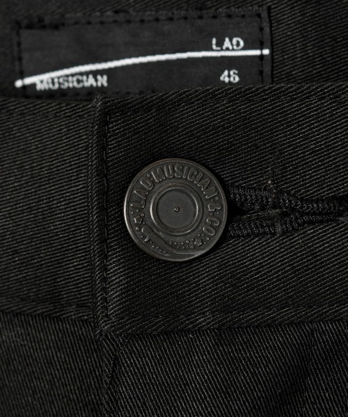 LAD MUSICIAN（ラッドミュージシャン）の「TAPERED TIGHT PANTS（チノパンツ・メンズ・ブラック・44/42/46）」の4枚目の写真