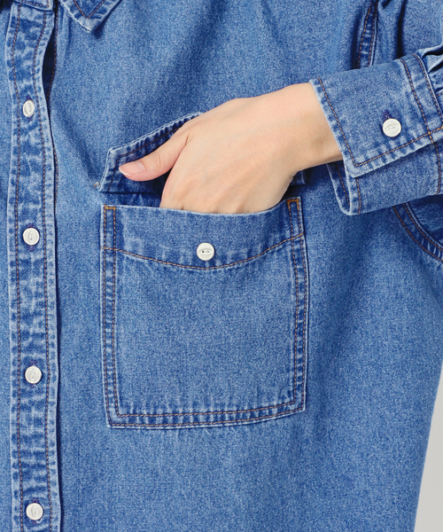 B.C STOCK（ベーセーストック）の「デニムワーカーシャツ（シャツ/ブラウス・レディース・ブルー・FREE）」の4枚目の写真