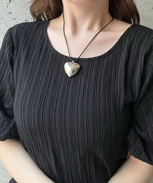 cuorequal（クオレコール）の「ビッグハートネックレス（ネックレス・レディース・ゴールド/シルバー・FREE）」の4枚目の写真