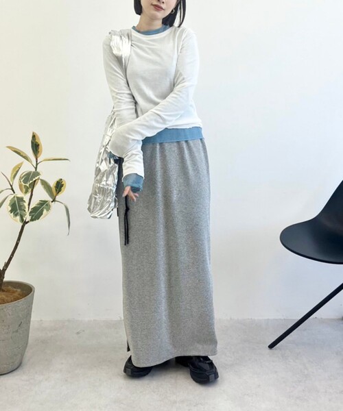 CITEN（シテン）の「＜CITEN＞ラメ ナロー スカート（スカート・レディース・シルバー/ブラック/ライトブルー・FREE）」の4枚目の写真