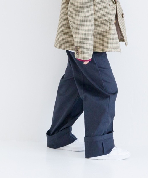 LOWRYS FARM（ローリーズファーム）の「チノストレートパンツ　966708（チノパンツ・キッズ・ブルー/ネイビー/ベージュ・150cm/140cm/130cm/120cm/110cm）」の3枚目の写真
