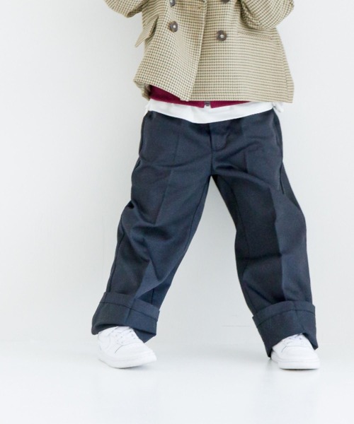 LOWRYS FARM（ローリーズファーム）の「チノストレートパンツ　966708（チノパンツ・キッズ・ブルー/ネイビー/ベージュ・150cm/140cm/130cm/120cm/110cm）」の17枚目の写真