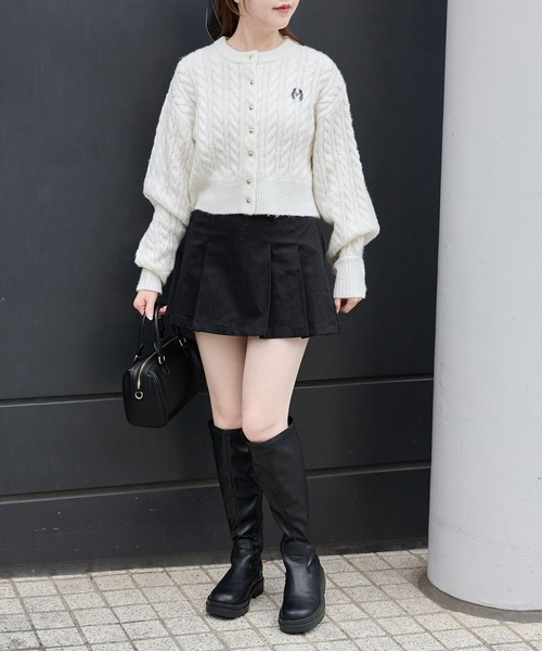 one after another NICE CLAUP(ワンアフターアナザーナイスクラップ)の「ワンポイント刺繍金ボタンカーディガン(カーディガン/ボレロ・レディース・ラベンダー/オフホワイト/ベージュ/ブラック・FREE)」の9枚目の写真