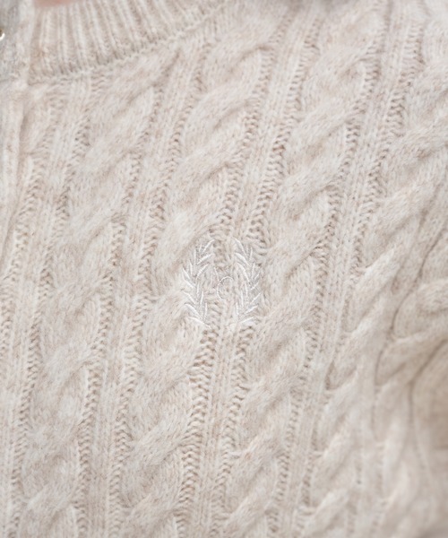 one after another NICE CLAUP(ワンアフターアナザーナイスクラップ)の「ワンポイント刺繍金ボタンカーディガン(カーディガン/ボレロ・レディース・ラベンダー/オフホワイト/ベージュ/ブラック・FREE)」の16枚目の写真