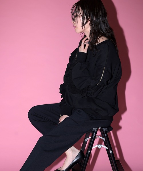 HERENCIA(ヘレンチア)の「2way フリル ジッパー スリーブ スウェット(スウェット・レディース・ブラック/オフホワイト/チャコールグレー・FREE)」の13枚目の写真