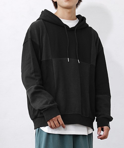 MinoriTY（マイノリティ）の「【MinoriTY】ドッキングブロッキング裏毛パーカー トレーナー メンズ 春服 冬服 オーバーサイズ プルオーバー ビッグシルエット ルーズフィット（パーカー・メンズ・ブラック/グレー・M/L）」の4枚目の写真