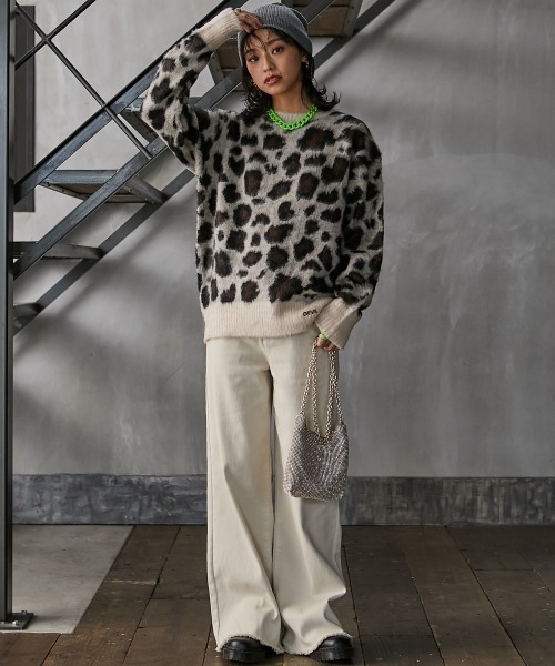 GEVS.(ジェイヴィス)の「<大きいサイズ> レオパードジャガードニットプルオーバー GEVS.(ニット/セーター・レディース・グレー系/ベージュ系・3L/5L/4L/LL/L)」の17枚目の写真