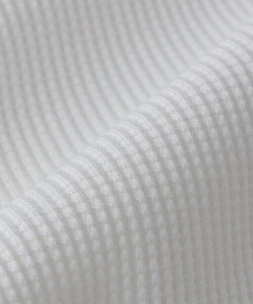 HANES(ヘインズ)の「Hanes: USAコットン サーマル クルーネック ロングスリーブ Tシャツ(Tシャツ/カットソー・メンズ・ホワイト/ブラック・MEDIUM/LARGE/X-LARGE)」の7枚目の写真