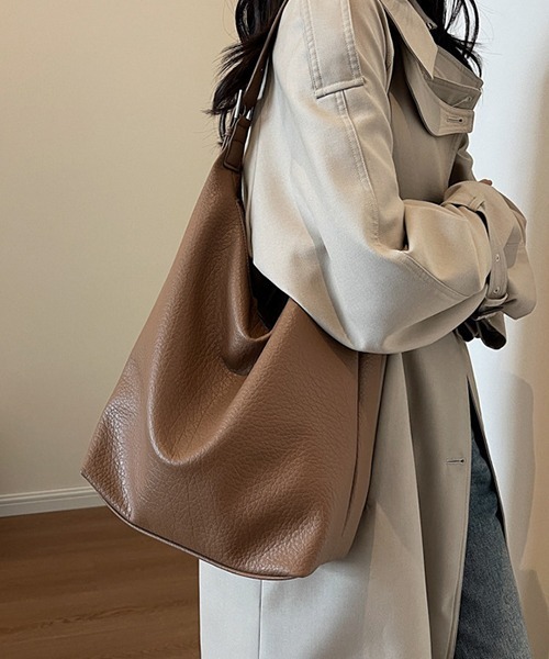 c.u.l（シーユーエル）の「PUレザー シンプルショルダーバッグ cula732（ショルダーバッグ・レディース・ブラック/ブラウン/アイボリー・FREE）」の15枚目の写真