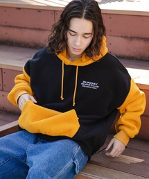 WEGO | WEGO/【23年秋冬新作】バイカラーフリースグラフィックプルパーカー(パーカー)