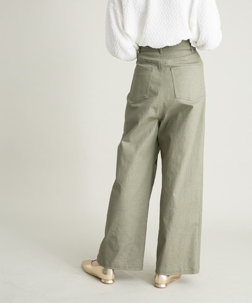 KBF（ケイビーエフ）の「フロントタックWIDEパンツ（その他パンツ・レディース・カーキ/ブラック・36/38）」の16枚目の写真