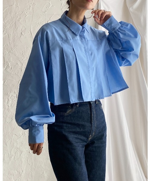 She's Closet（シーズクローゼット）の「襟付き長袖ショート丈タックプリーツブラウスシャツ（シャツ/ブラウス・レディース・ブラック/ホワイト/ブルー/グレー・FREE）」の7枚目の写真