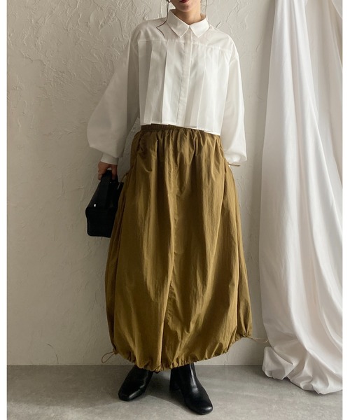 She's Closet（シーズクローゼット）の「襟付き長袖ショート丈タックプリーツブラウスシャツ（シャツ/ブラウス・レディース・ブラック/ホワイト/ブルー/グレー・FREE）」の9枚目の写真