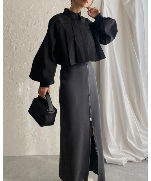 She's Closet（シーズクローゼット）の「襟付き長袖ショート丈タックプリーツブラウスシャツ（シャツ/ブラウス・レディース・ブラック/ホワイト/ブルー/グレー・FREE）」の12枚目の写真