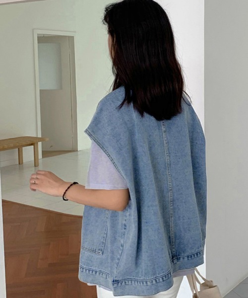 Miniministore(ミニミニストア)の「デニムベスト ジレ レディース 重ね着(ベスト・レディース・サックスブルー/ブラック・FREE)」の12枚目の写真