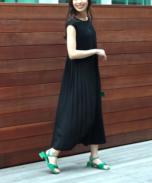 Chiaki Katagiri（チアキカタギリ）の「アンクルストラップサンダル【CHIAKI KATAGIRI】（サンダル・レディース・グリーン/ブラック/ベージュ・02/04/03/01/00）」の8枚目の写真