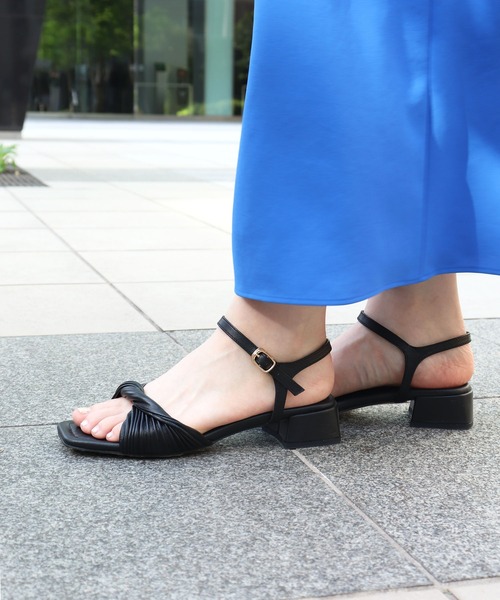 Chiaki Katagiri（チアキカタギリ）の「アンクルストラップサンダル【CHIAKI KATAGIRI】（サンダル・レディース・グリーン/ブラック/ベージュ・02/04/03/01/00）」の15枚目の写真