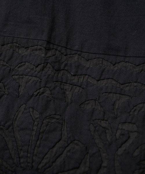 SALON adam et rope'（サロン アダム エ ロペ）の「【WEB限定】ハンドアップリケ刺繍イージーパンツ（その他パンツ・レディース・ブラック/オフホワイト/ラベンダー・FREE）」の4枚目の写真