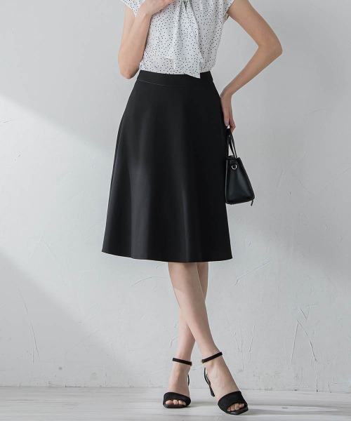 ketty(ケティ)の「【New Desigh】美シルエットフレアスカート≪洗濯機で洗える≫(スカート・レディース・ネイビー/ベージュ/ブラック/ライトグレー/オフホワイト・S/M/L/XS)」の3枚目の写真