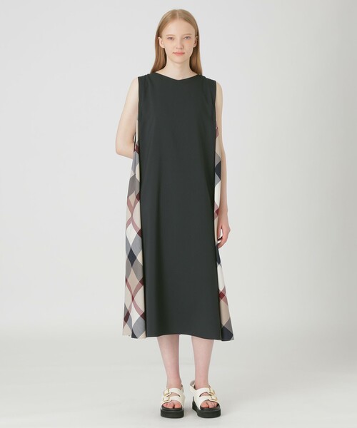 BLUE LABEL CRESTBRIDGE（ブルーレーベルクレストブリッジ）の